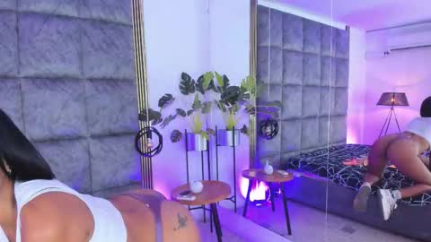 Snapshot of samanthaa_gil_ chatting on November 2025 04:59:02 AM Samantha online show from November 2025 04:59:02 AM