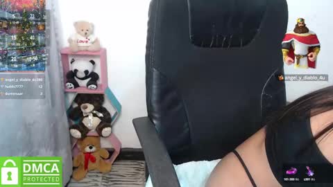 Snapshot of samanthaa_queen chatting on January 2025 01:14:02 PM sam online show from January 2025 01:14:02 PM