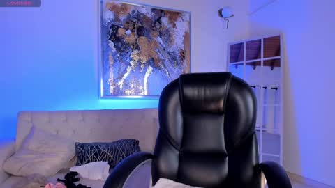 Samantha Klein online show from February 2025 09:36:01 AM