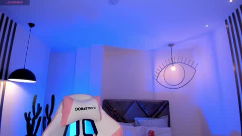 Snapshot of samanthaklein_ chatting on December 2025 02:09:02 AM Samantha Klein online show from December 2025 02:09:02 AM