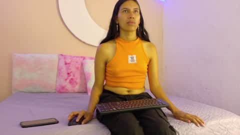 samanthalaurent online show from June 2026 07:11:01 PM