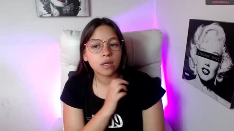Snapshot of samantharoldan chatting on January 2025 04:34:01 PM Samantha online show from January 2025 04:34:01 PM