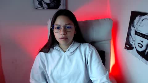 Snapshot of samantharoldan chatting on February 2025 02:24:01 PM Samantha online show from February 2025 02:24:01 PM