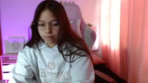 Snapshot of samantharoldan chatting on February 2025 02:52:02 PM Samantha online show from February 2025 02:52:02 PM