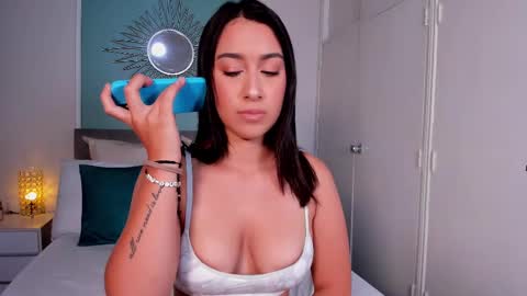 Snapshot of samanthatusher chatting on January 2025 11:56:01 PM Samantha online show from January 2025 11:56:01 PM
