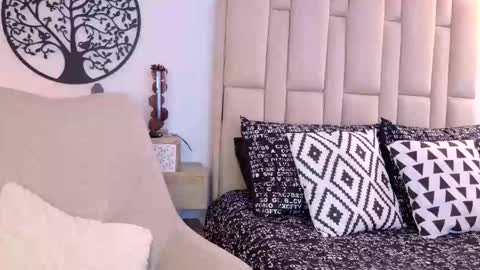Samixmami online show from May 2026 10:15:01 PM