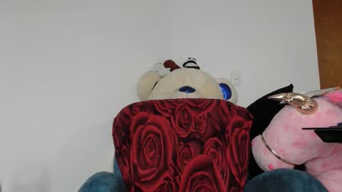 samara online show from December 2025 02:45:02 PM