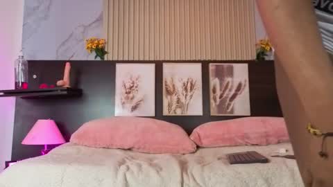 samara_as online show from November 2025 11:48:01 PM