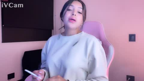 Snapshot of samara_lam chatting on March 2025 05:02:01 AM Sammy online show from March 2025 05:02:01 AM