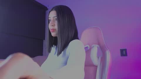 Snapshot of samara_lam chatting on September 2025 03:52:01 AM Sammy online show from September 2025 03:52:01 AM