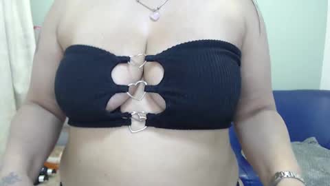 Any online show from October 2025 04:21:01 AM