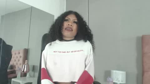 Snapshot of samaragrey18 chatting on February 2025 07:50:01 AM samaragrey18 online show from February 2025 07:50:01 AM