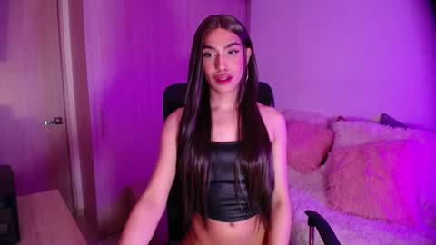 Samara Silex online show from September 2025 02:25:01 AM