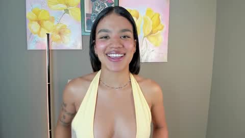 Samarha Gomez online show from December 2025 06:24:02 PM