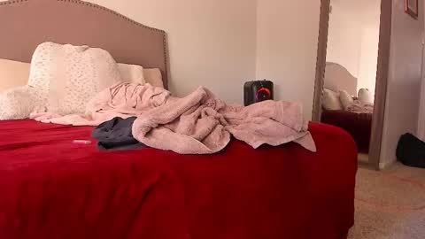 Yaya online show from February 2026 10:35:02 PM