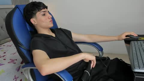 Snapshot of samblack_ chatting on April 2026 09:38:01 PM Sam online show from April 2026 09:38:01 PM