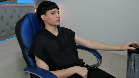 Snapshot of samblack_ chatting on April 2026 12:31:01 PM Sam online show from April 2026 12:31:01 PM