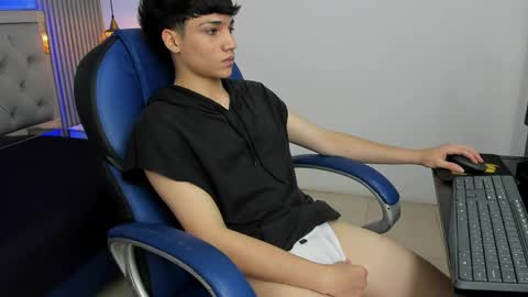Snapshot of samblack_ chatting on May 2026 07:55:02 PM Sam online show from May 2026 07:55:02 PM