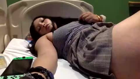 Snapshot of samdelilah chatting on September 2025 05:06:02 AM samdelilah online show from September 2025 05:06:02 AM