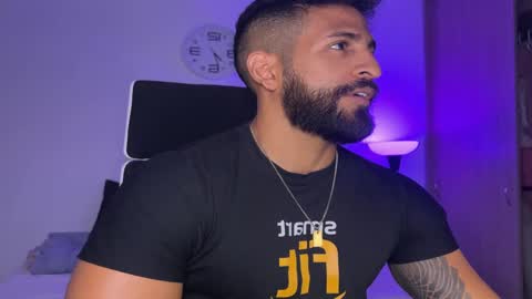 Sam Dornan online show from February 2025 12:33:01 AM