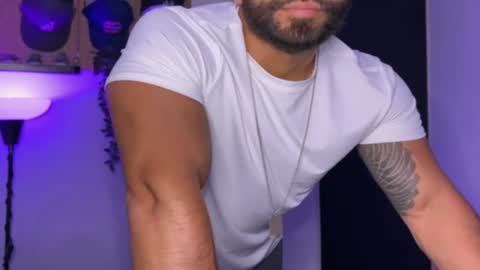 Sam Dornan online show from June 2026 04:17:02 AM