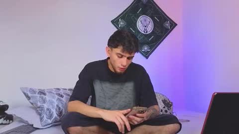 Snapshot of samevansx chatting on November 2025 03:44:01 PM samevansx online show from November 2025 03:44:01 PM