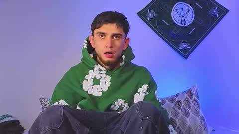 Snapshot of samevansx chatting on November 2025 08:52:02 PM samevansx online show from November 2025 08:52:02 PM