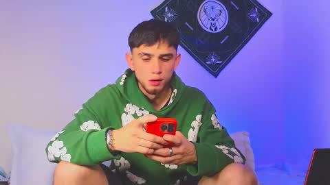 Snapshot of samevansx chatting on November 2025 06:29:01 PM samevansx online show from November 2025 06:29:01 PM