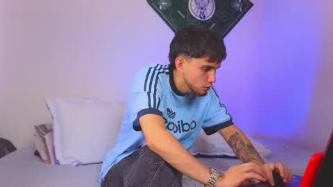 Snapshot of samevansx chatting on December 2025 06:35:02 PM samevansx online show from December 2025 06:35:02 PM