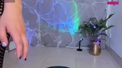 Sam    online show from October 2025 02:51:02 PM