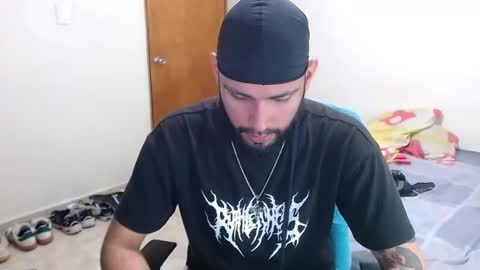 samir_music_ online show from November 2025 07:13:02 PM