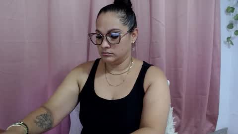 SAMIRA online show from April 2026 09:23:01 PM