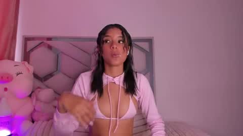 samirose_ online show from June 2026 10:13:02 PM
