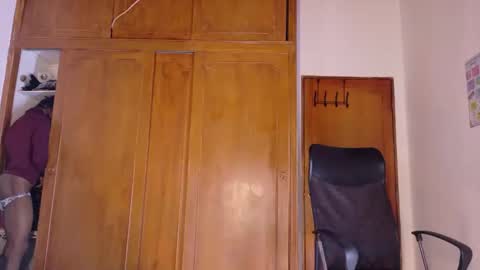 samirths_boy_ online show from June 2026 08:12:02 PM