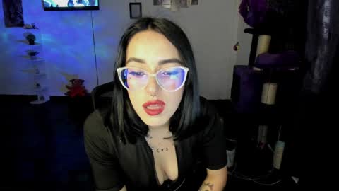 Snapshot of samismith77 chatting on January 2025 09:25:01 PM SARA online show from January 2025 09:25:01 PM