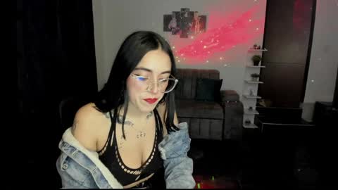 Snapshot of samismith77 chatting on February 2025 01:32:01 AM SARA online show from February 2025 01:32:01 AM