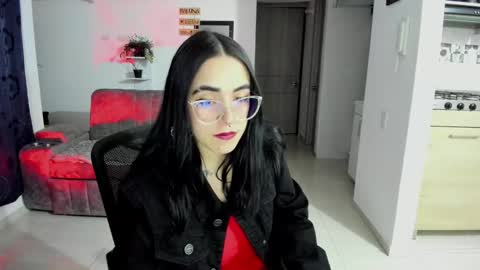 Snapshot of samismith77 chatting on September 2025 11:59:01 PM SARA online show from September 2025 11:59:01 PM