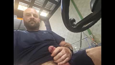 sammac8828 online show from November 2025 11:51:01 PM