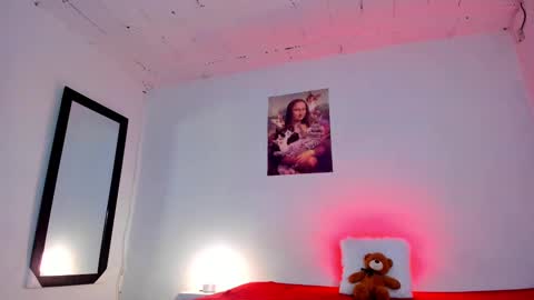 Snapshot of sammy_greyy1 chatting on February 2025 05:48:02 AM sammy_greyy1 online show from February 2025 05:48:02 AM