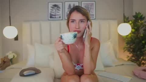 Ana online show from May 2026 01:35:01 AM