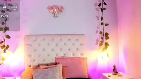 Samantha online show from November 2025 04:37:01 AM