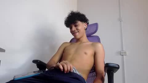 sammy_scottt online show from February 2026 01:49:01 PM