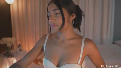 Snapshot of sammyjarama chatting on November 2025 12:20:02 AM Sam online show from November 2025 12:20:02 AM