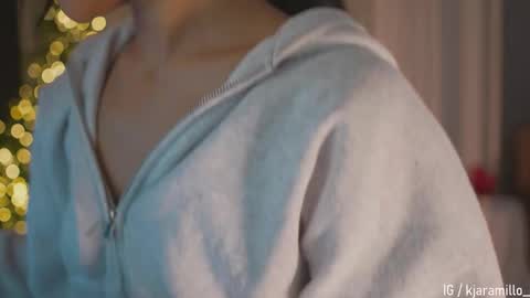 Snapshot of sammyjarama chatting on December 2025 01:38:01 PM Sam online show from December 2025 01:38:01 PM