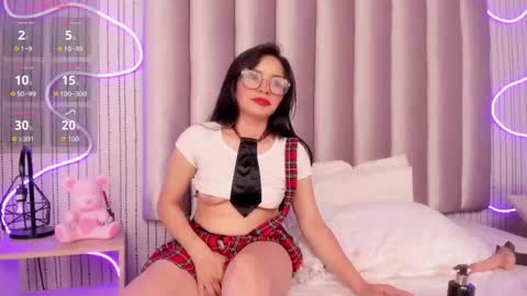 Snapshot of sammylewismd chatting on May 2026 10:36:01 AM Samantha online show from May 2026 10:36:01 AM