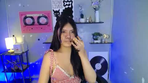 SOFIA online show from May 2026 06:02:02 PM
