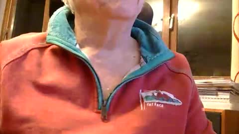 Snapshot of samsenior70 chatting on December 2025 11:10:02 PM Sam online show from December 2025 11:10:02 PM