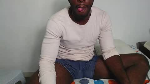 Snapshot of samsondauda chatting on February 2025 05:58:02 AM samson dauda online show from February 2025 05:58:02 AM