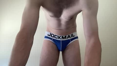 Snapshot of samt2527 chatting on December 2025 12:41:01 AM SamT online show from December 2025 12:41:01 AM