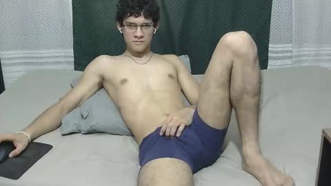 Snapshot of samuel_hills_ii chatting on December 2025 08:48:01 PM samuel_hills_ii online show from December 2025 08:48:01 PM